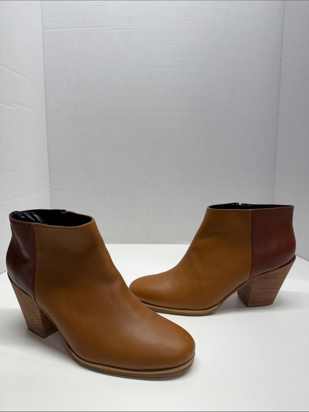 Rachel Comey Mars Boots Ankle Heeled Booties Shoes Leather Two Tone Tan Size 8